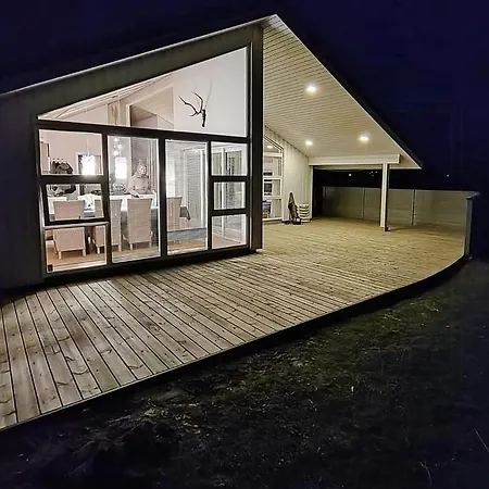 Modern House Close To The North Sea Дом отдыха *
